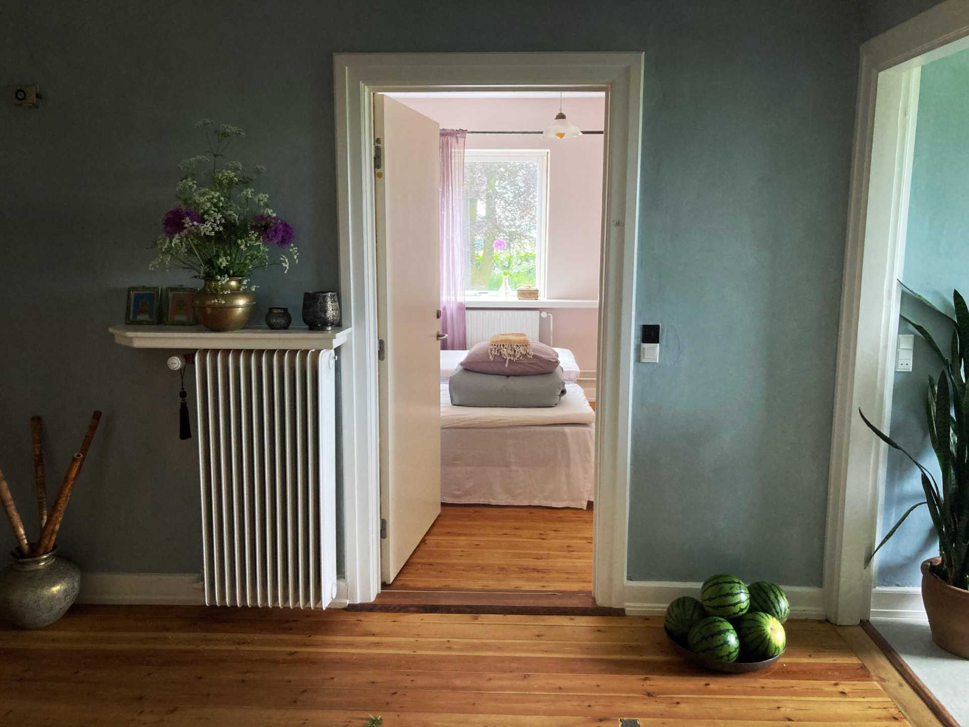 - vi giver dig plads og den fine ramme
